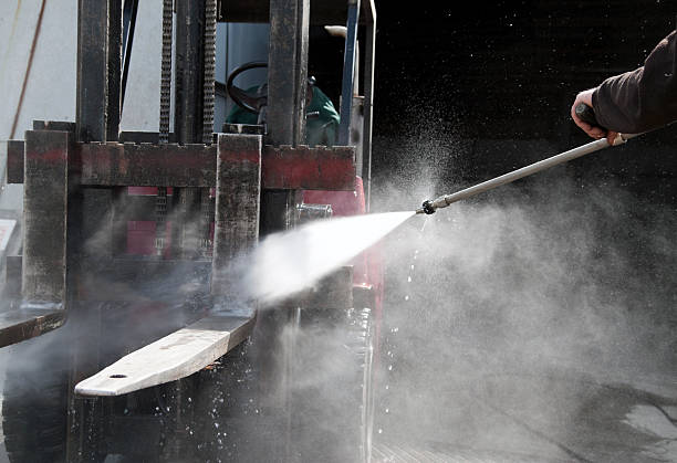 Best Best Pressure Washing Companies  in Big Rapids, MI